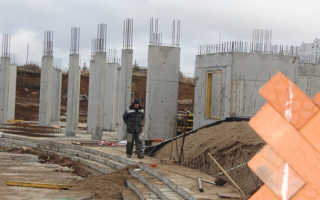 Bezpieczeństwo i trwałość maszyn budowlanych – Kompleksowy przewodnik do utrzymania sprzętu