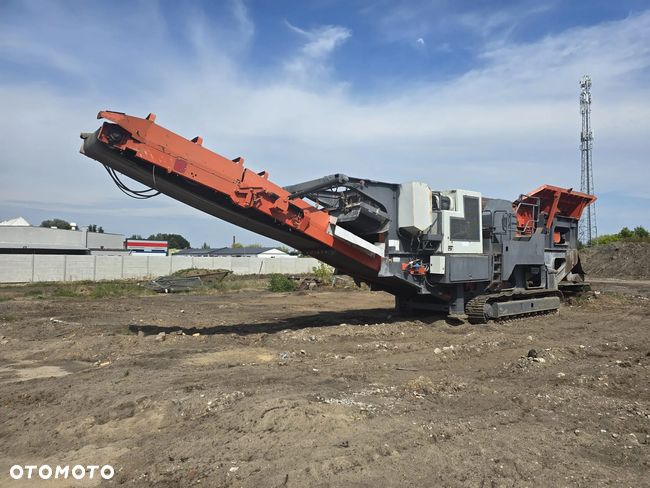 Kruszarka szczękowa Sandvik Qj341 2012 r. wózek do transportu