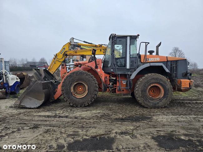 Hitachi ładowarka  Fadroma ZW220